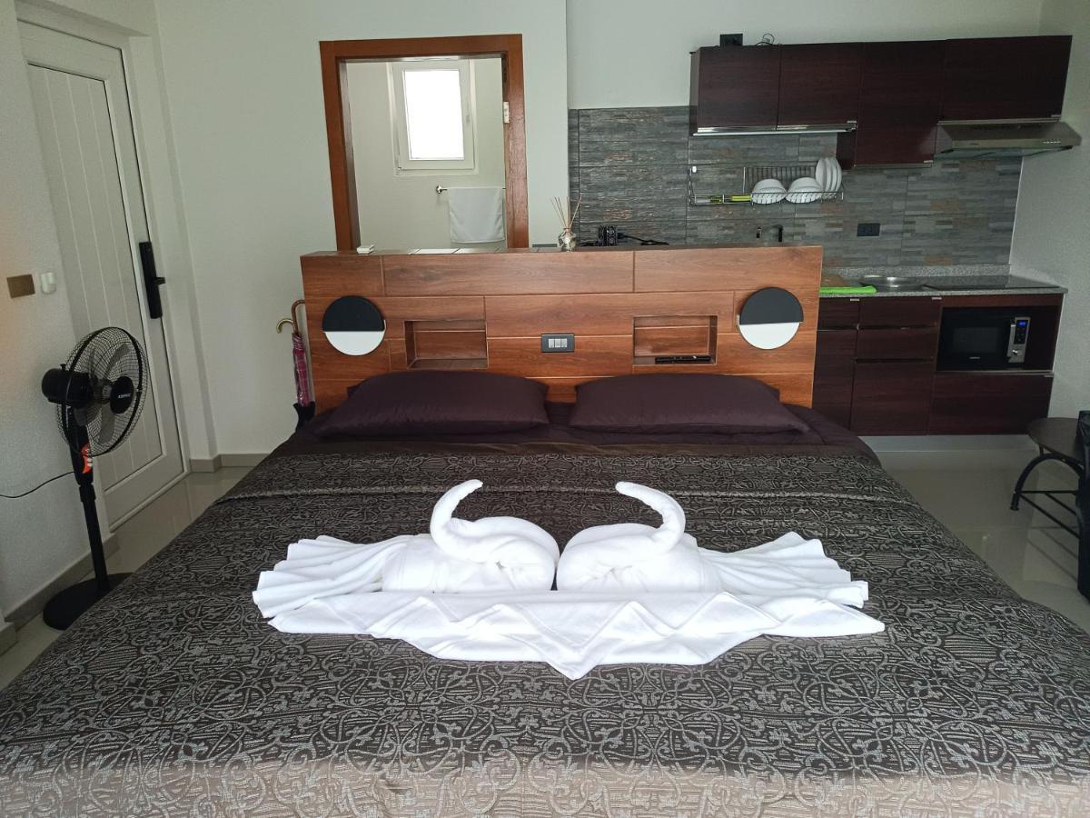 Beachfront Pool Villa And Apartment Koh Chang Esterno foto